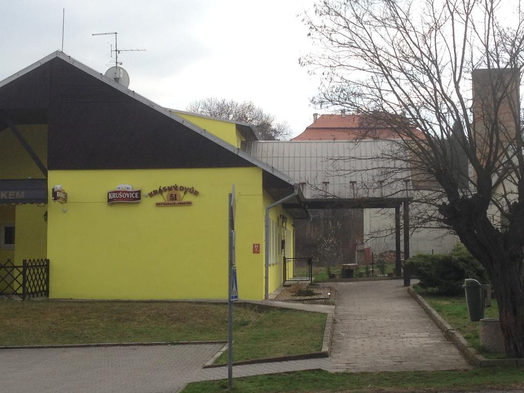 Penzion Krasny Dvur מראה חיצוני תמונה